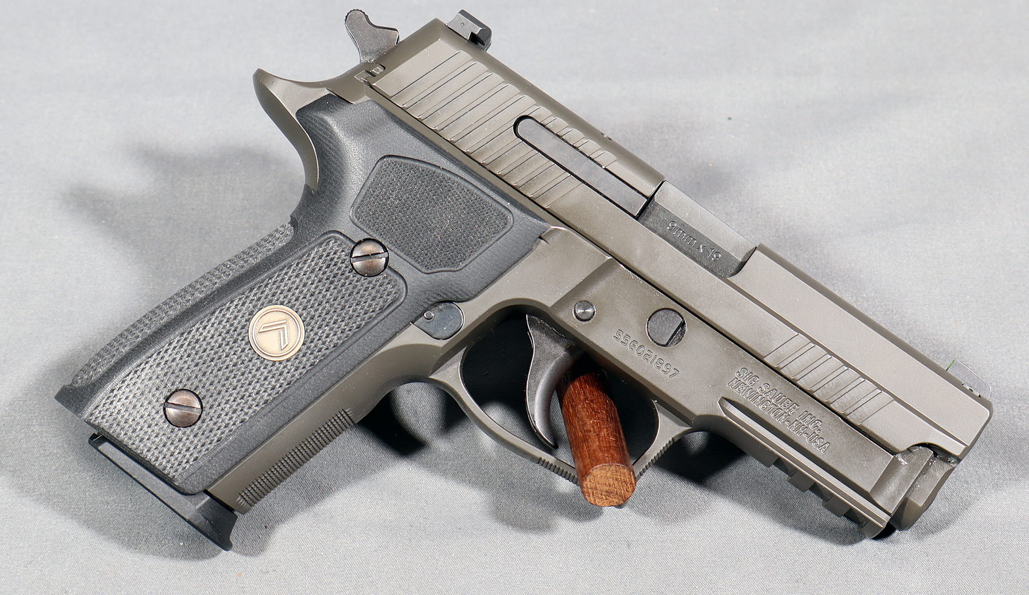Sig Sauer ~ P229 ~ 9mm Luger | Bass Pro Shops